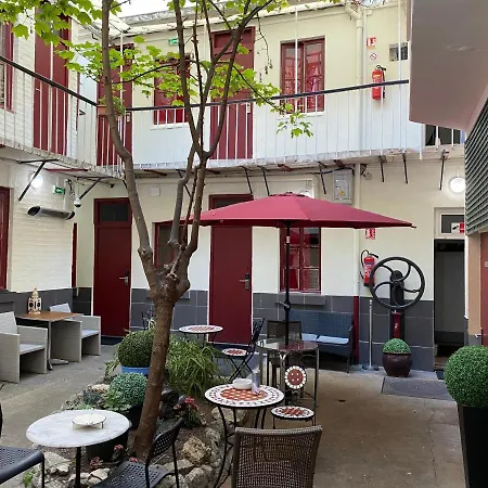 فندق Chevallier