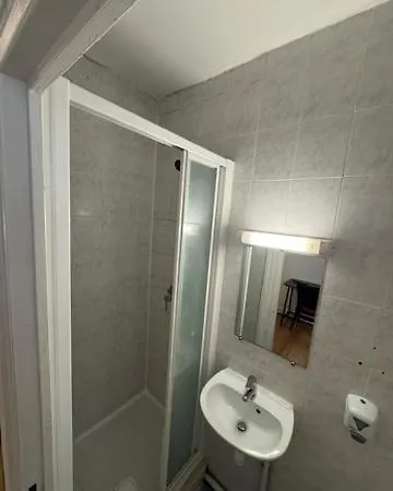 Chevallier Hotel 3*