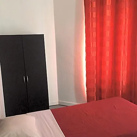 Chevallier Hotel 3*