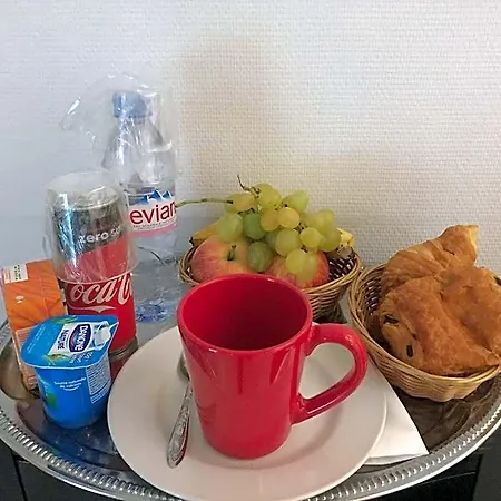 Chevallier Hotel Levallois-Perret