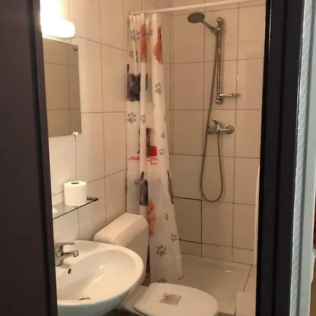 Chevallier Hotel Levallois-Perret