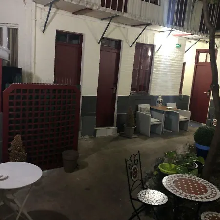 Chevallier Hotel