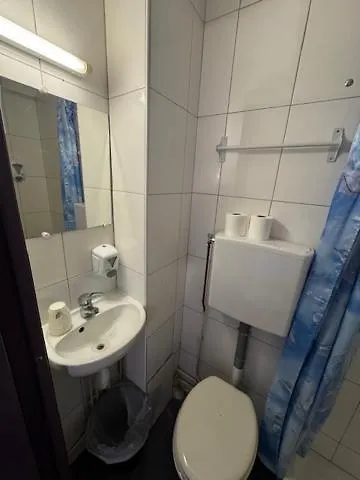 Chevallier Hotel Levallois-Perret